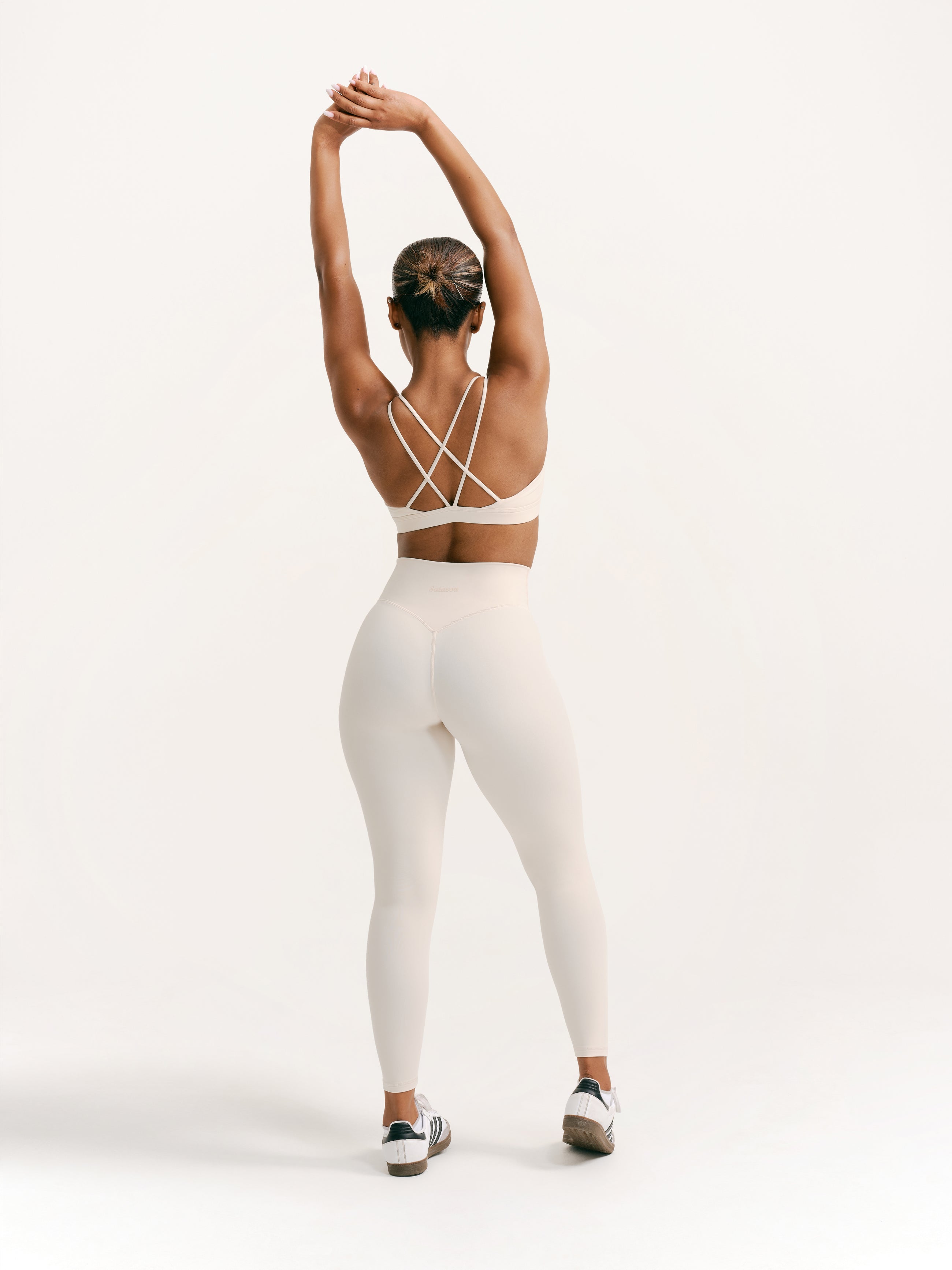 Signature Silhouette Leggings Beige