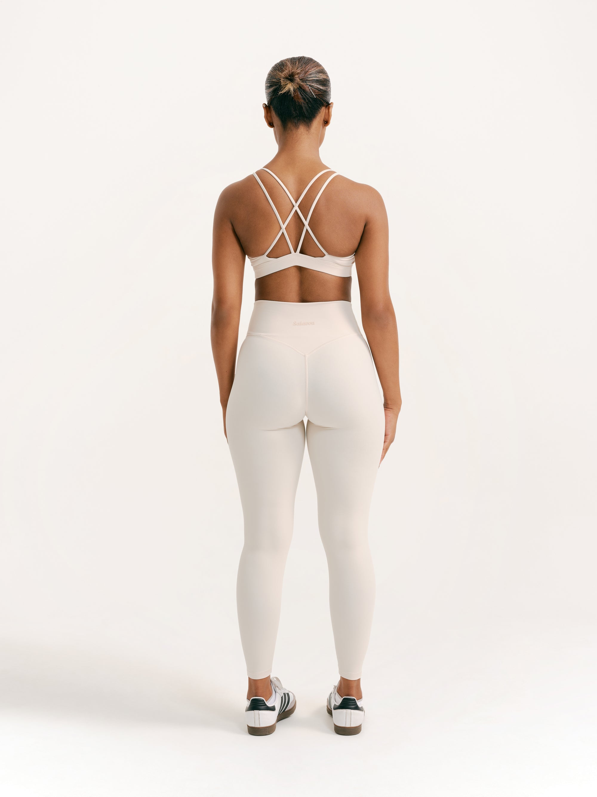 Signature Silhouette Leggings Beige